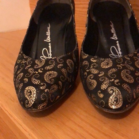 THOMAS WALLACE Black gold heels, good condition - Picture 5 of 8